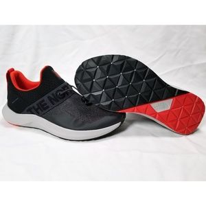 NWOB Very rare North Face Sample shoe in size 9.